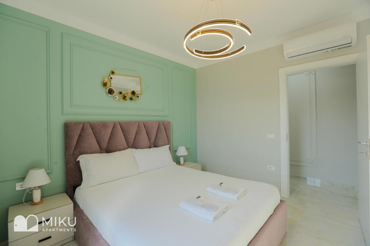 Miku Apartment - Lovely 1 Bedroom Spectacular View Tirana Esterno foto